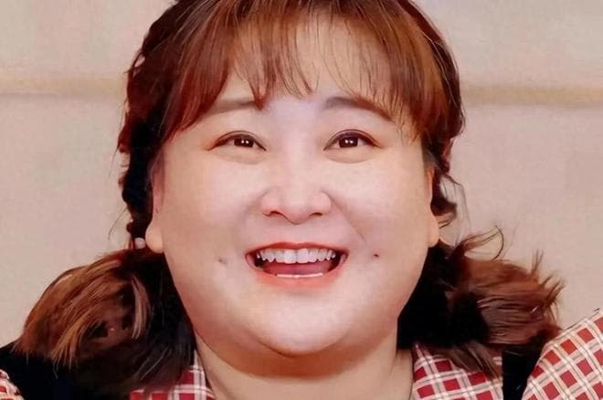 贾玲瘦了，也消失了？不在春晚，不上综艺的她，现在到底在干啥
