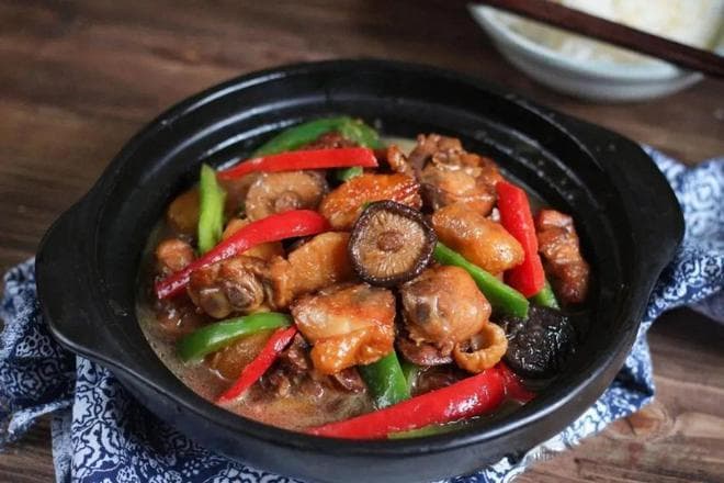 曾火遍全国的黄焖鸡米饭，如今却生意惨淡？4个原因“赶”走顾客