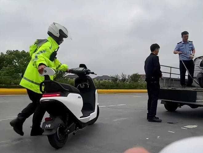 九号电动车主注意了，你已成交警重点关注对象，主要有这3个原因