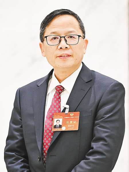 全国政协委员杨新民：服务社会 用数学计算出发展“最优解”
