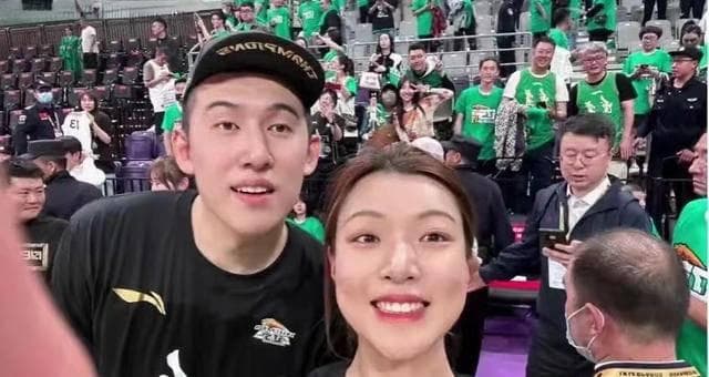 付豪求婚成功，体育世家喜结良缘