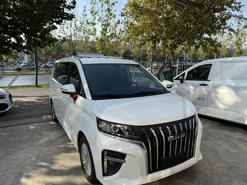 将北汽制造王牌M7改造成床车：一场说走就走的旅行