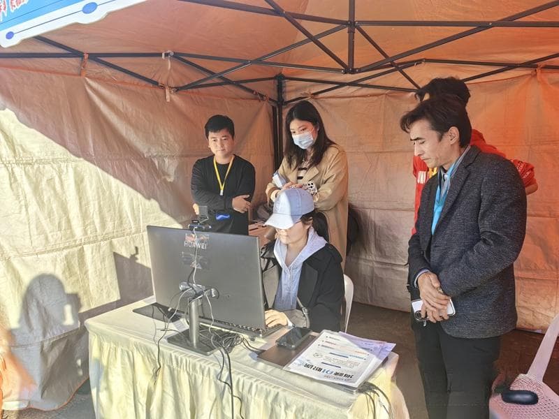 新鲜！刷脸也能找工作 福州市推出智慧服务让求职更便捷