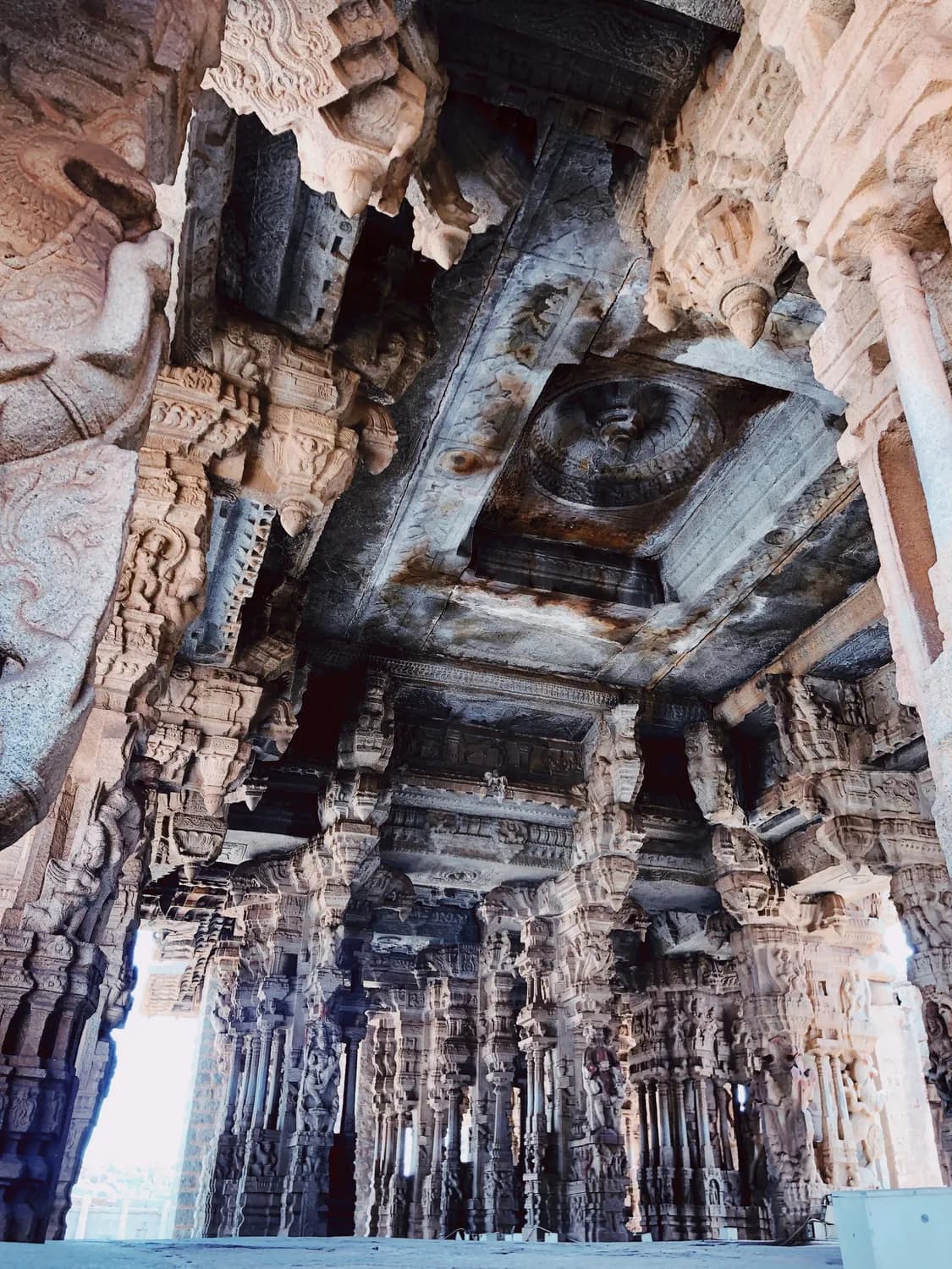 云冈石窟新发现：揭秘古寺建筑奥秘