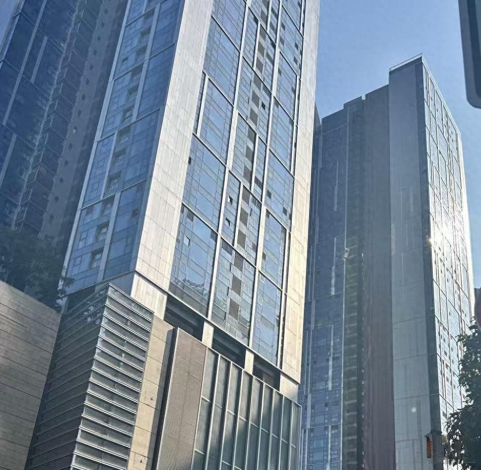 深圳超高层住宅爆炸起火背后：有业主曾反映燃气问题，多户将通风口封窗