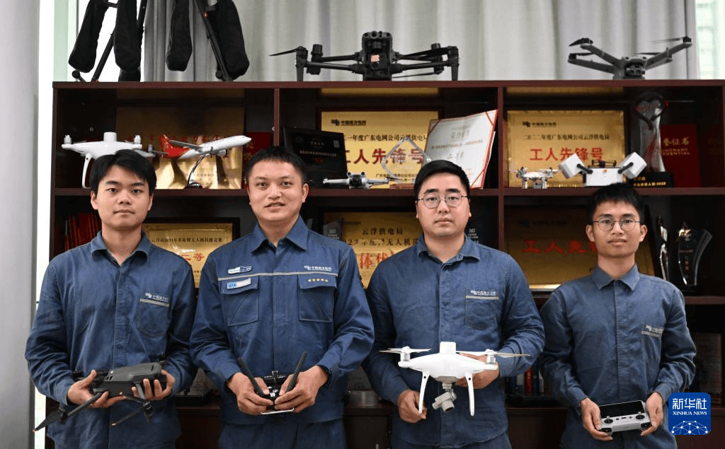 山区无人机“飞手”：助力电网智能巡检运维