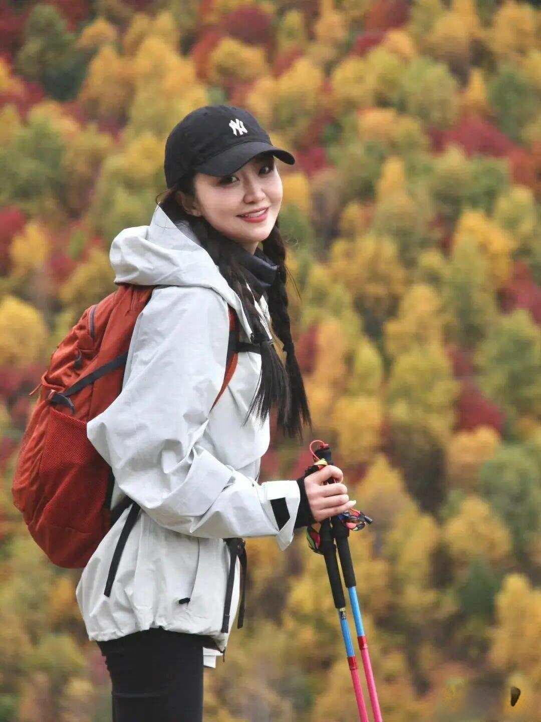 爬山、徒步拍照，9个姿势，轻松掌握，拍照自然好看
