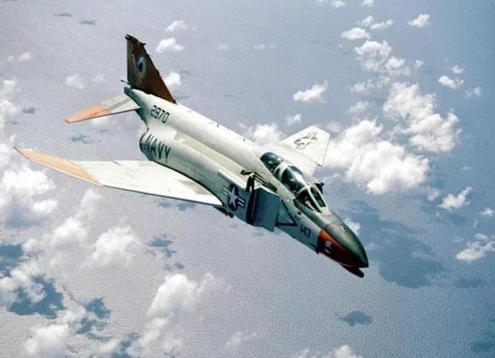 F-4战斗机：“鬼怪”，第二代战斗机代表