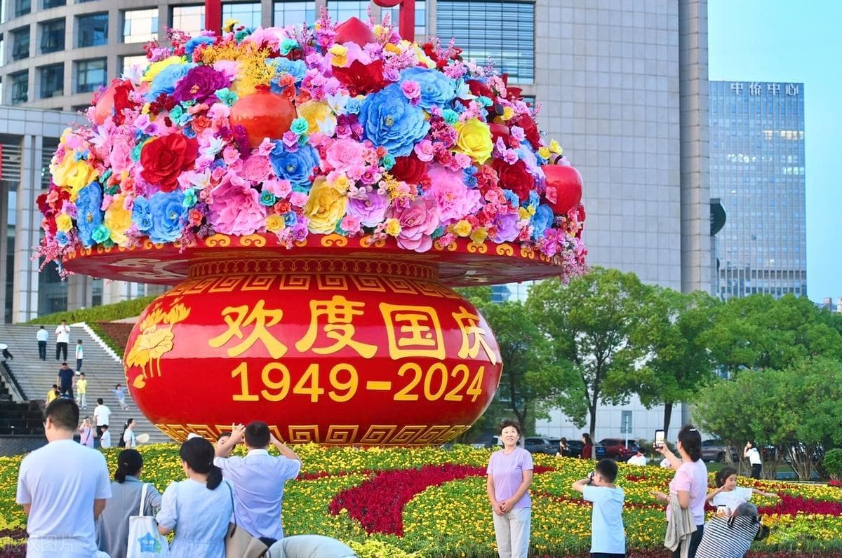 国庆节，打卡南京，吃啥？试试这9大小吃，好吃不贵，地道金陵味
