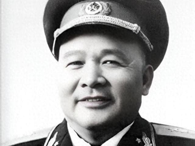 红25军长征为何选择北上陕北？这段历史揭秘红军长征中的复杂战略