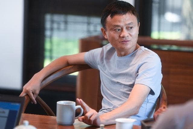 退休5年，马云都在做什么？