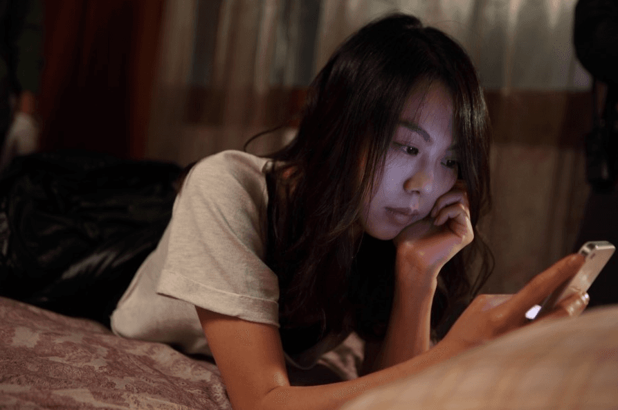 情感心理咨询：介意伴侣的前任，我嫉妒得快疯了