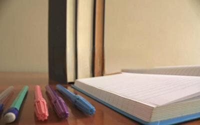解锁视觉语言：如何高效学习并运用图像描述技巧