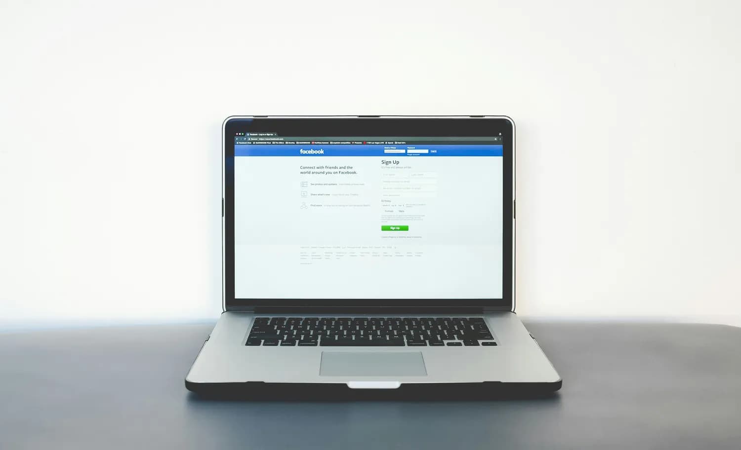 Facebook隐私设置全面指南：保护个人信息的最佳实践