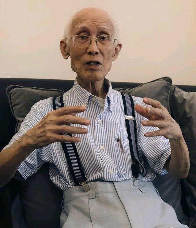中国现当代十大著名诗人，你最喜欢谁的诗？