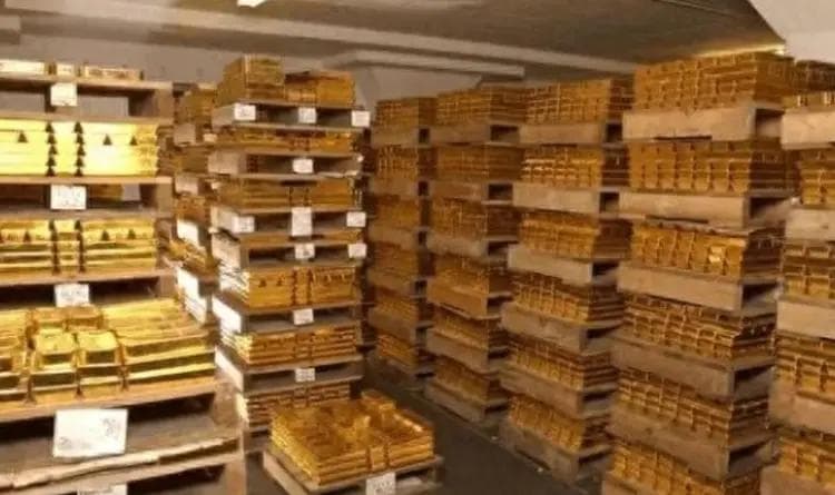 特朗普突然出手，马斯克突袭美国绝密金库，美联储惊天漏洞曝光？