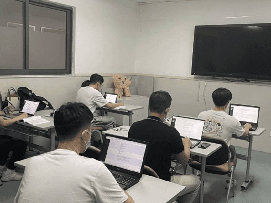 用AI辅助学习能提升考试成绩？人工智能医学教育领域再获新进展
