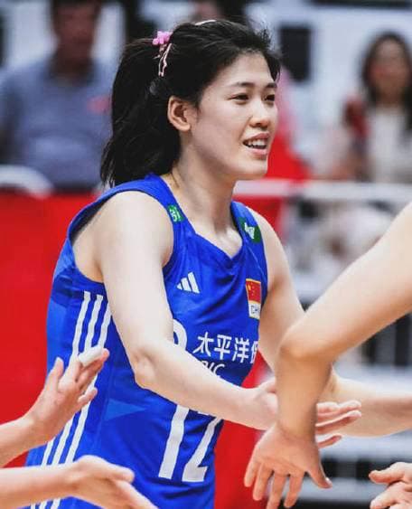 中国女排领袖李盈莹的成长之路与团队精神