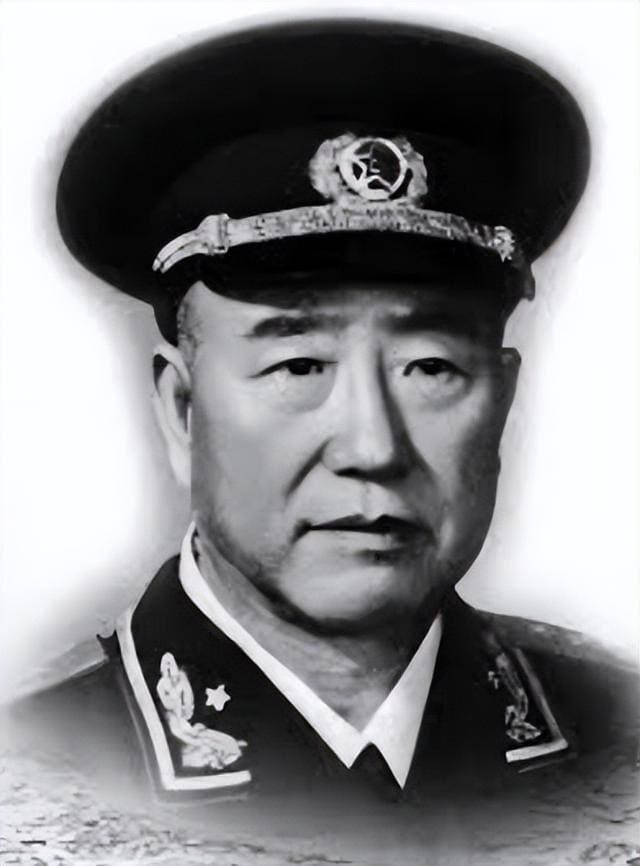 55年授衔，傅作义为何不是开国上将？毛主席：授上将委屈他了