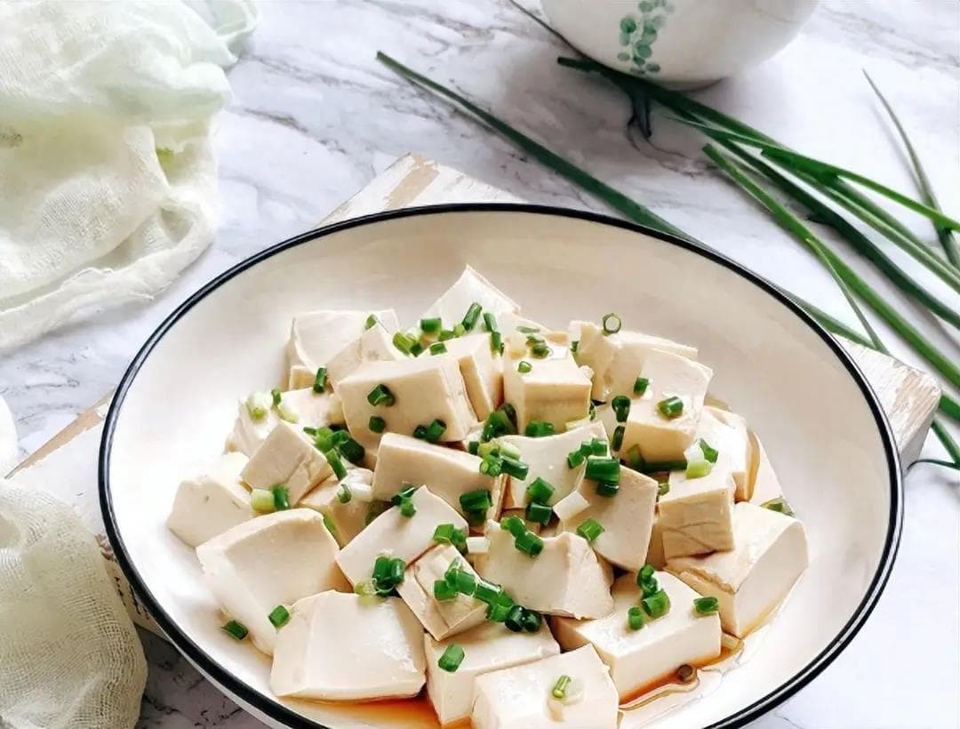 豆腐虽好，食用需谨慎！医生提醒：这几点千万要注意