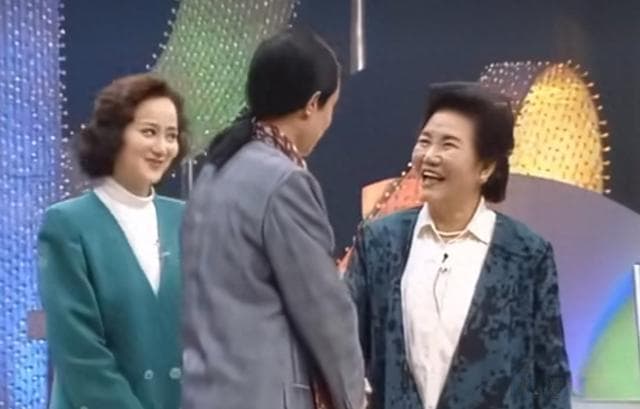 评剧电影《花为媒》：赵丽蓉老师早年间那些你不知道的故事