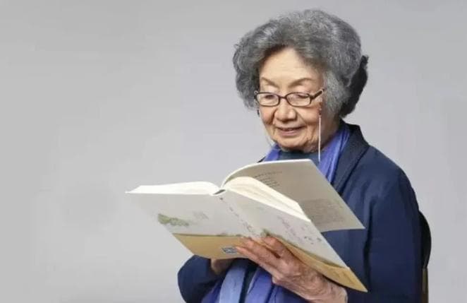 不舍！百岁叶嘉莹逝世，她尽毕生之力传承中华诗词精髓