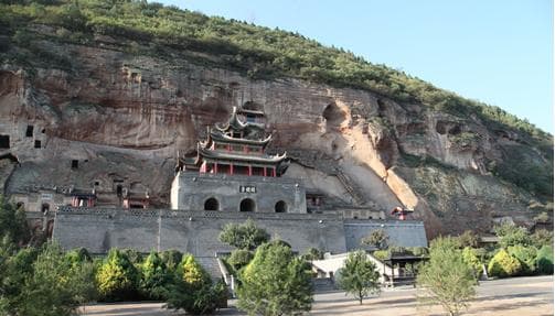 陕西彬县大佛寺石窟：千年古刹的艺术瑰宝