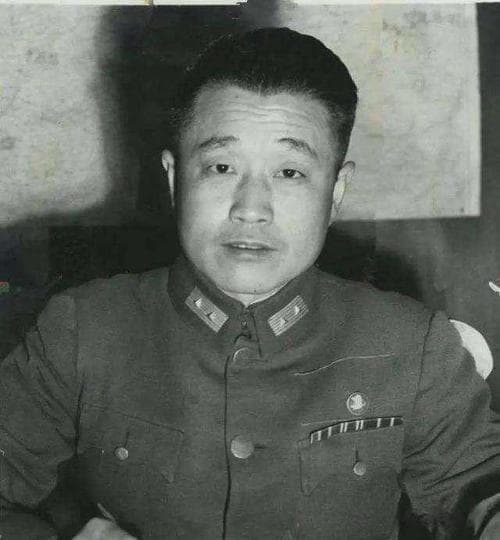杜聿明曾指挥100多万大军，又是老蒋的心腹，为何军衔仅为中将