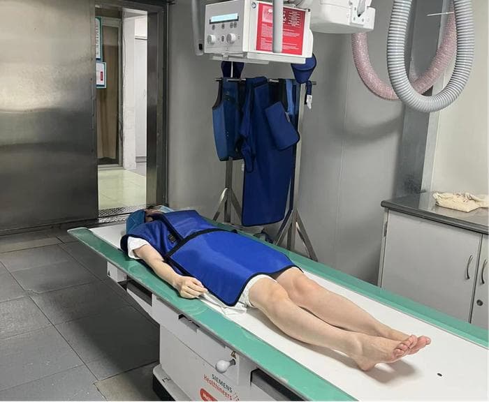 “拍片子要穿防护服吗？”医院疏忽遭罚引热议！