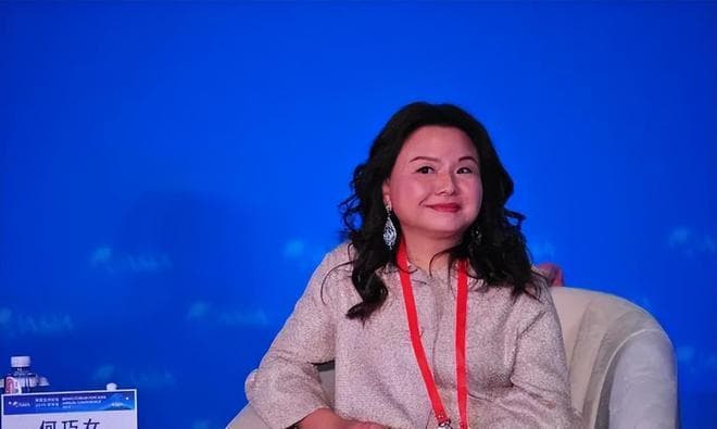 原中国女富豪何巧女：有钱给美国捐96亿，无钱偿还国内200亿欠款