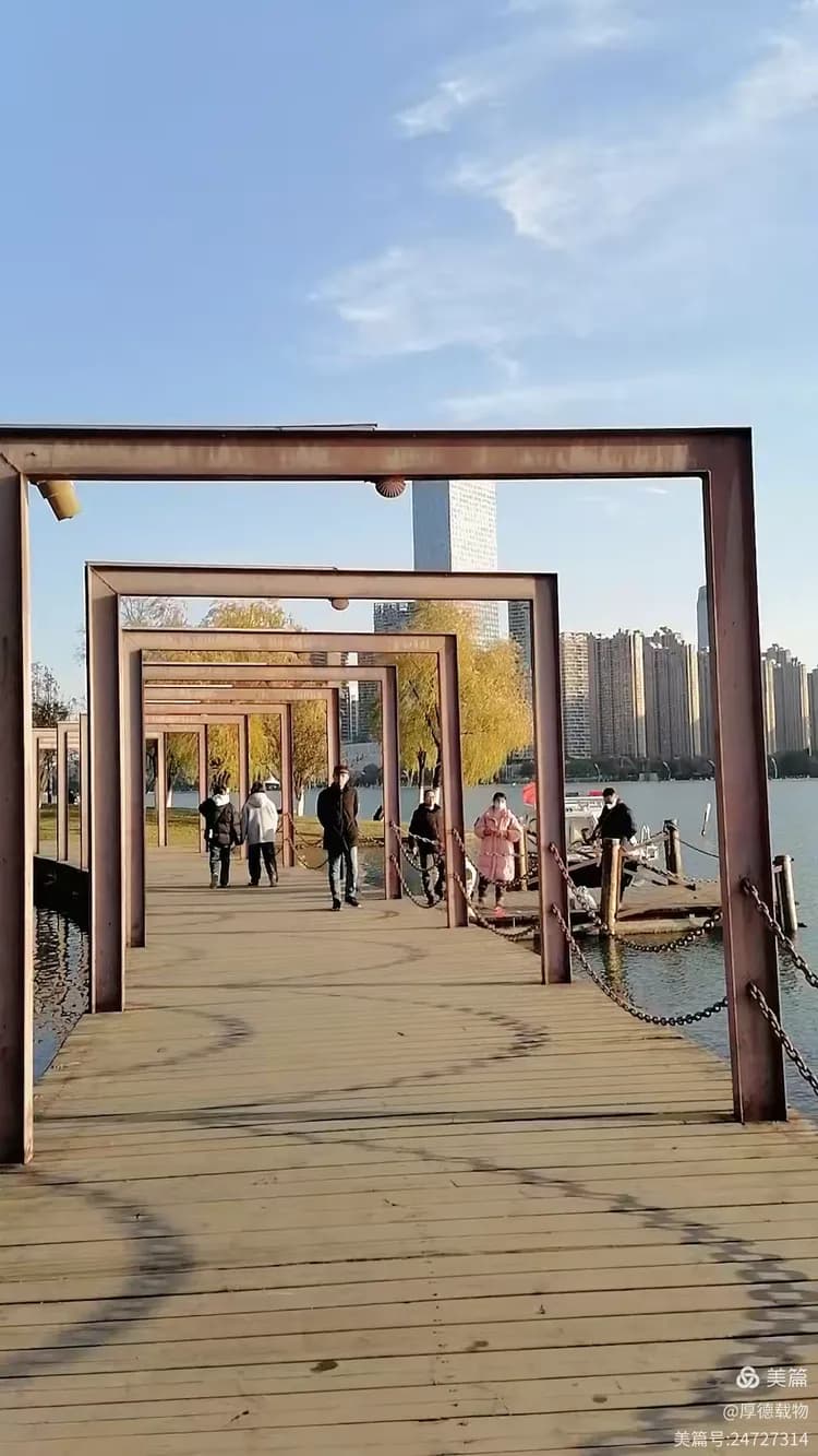 创设多种教学情境，激发学生学习兴趣