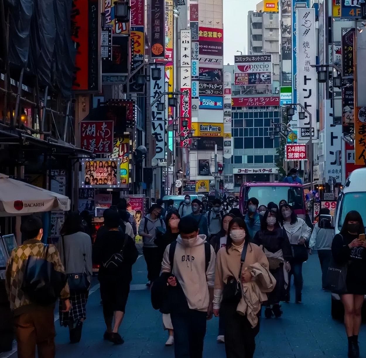 2024年总结：日元跌至38年新低，对世界有何影响？