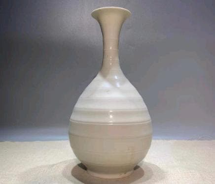 定州白瓷：宋代瓷器艺术的白色奇迹