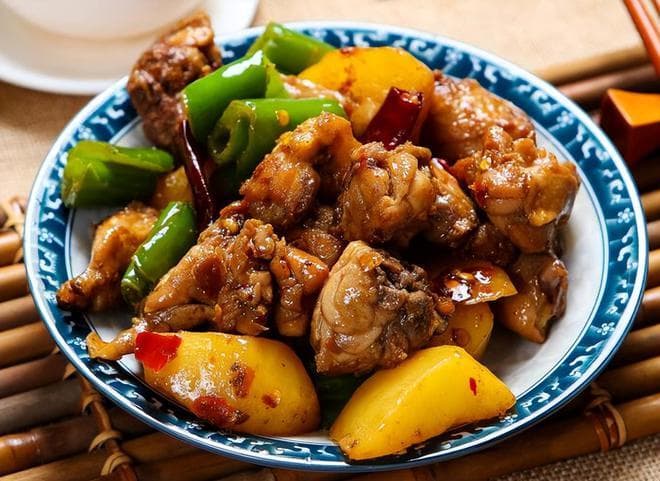 如何给鸡肉去腥？牢记这4种香料，鸡肉鲜嫩没腥味，越炖越香
