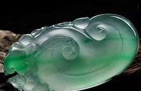 翡翠A货是真玉吗？了解其价值与真假鉴别方法
