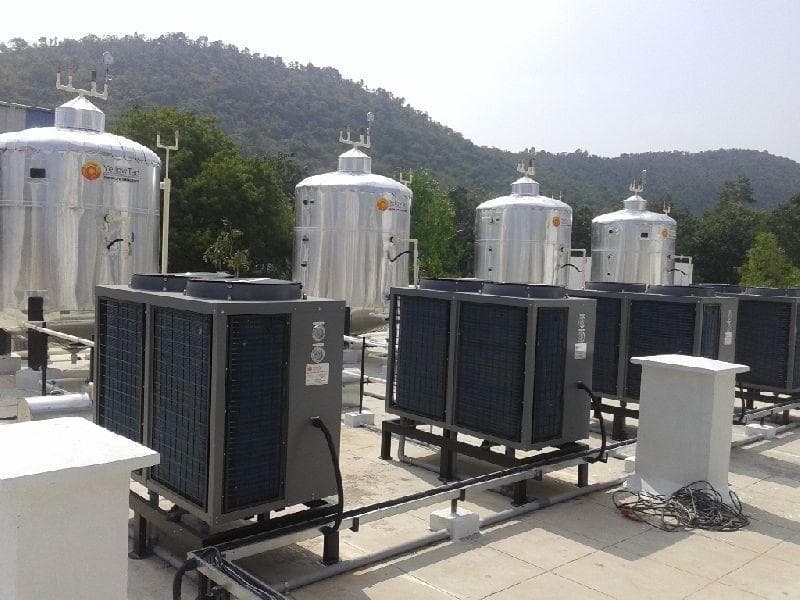 空气能热水器：原理、发展与应用