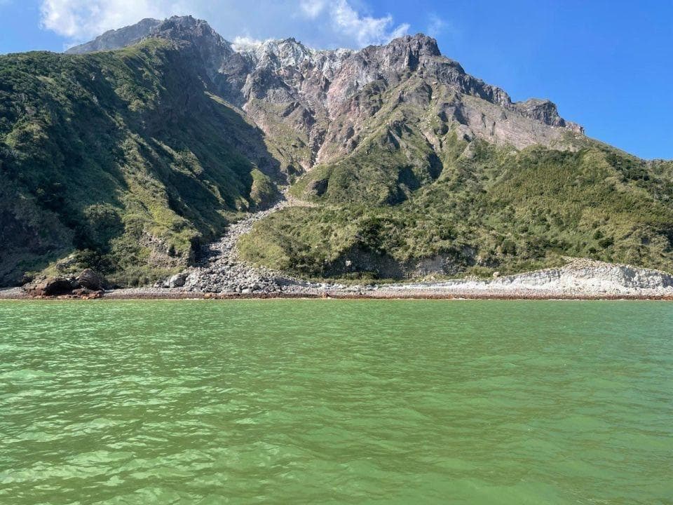 颠覆认知：新研究称远古海洋为绿色，地球曾像“翡翠行星”