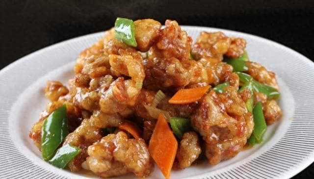 酥脆可口的溜肉段：外酥里嫩，金黄诱人，超级美味！