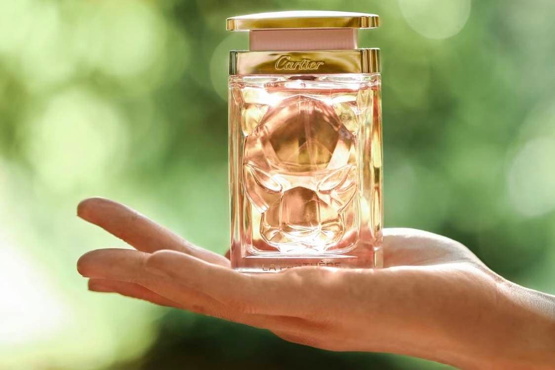 香水真的可以帮助减轻睡眠障碍？——结合道家密讳与现代香薰疗法的神奇功效