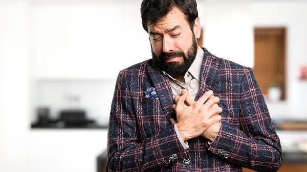 心脏血管堵塞治疗指南：药物、手术与生活方式调整
