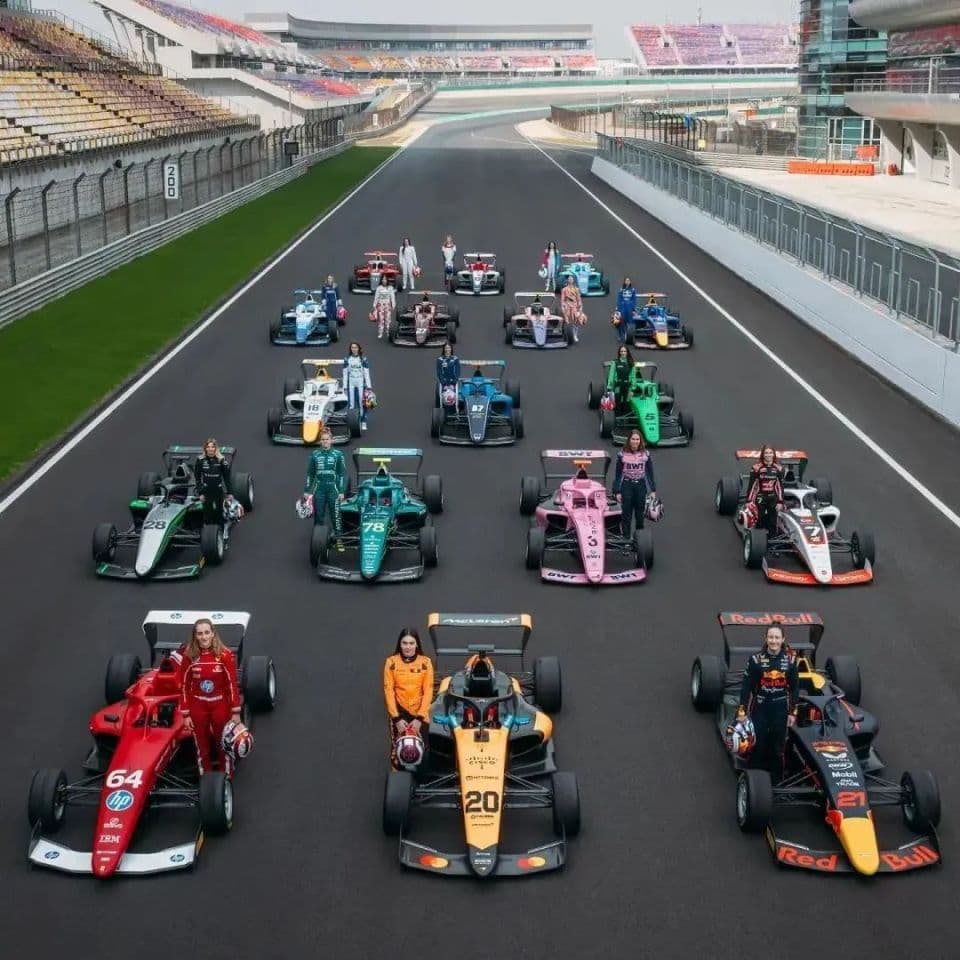 F1中国大奖赛下周重磅开赛！3分钟带你看懂F1学院赛事