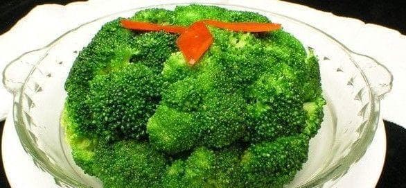 西兰花——生食的营养与安全（品尝健康的绿色佳肴）
