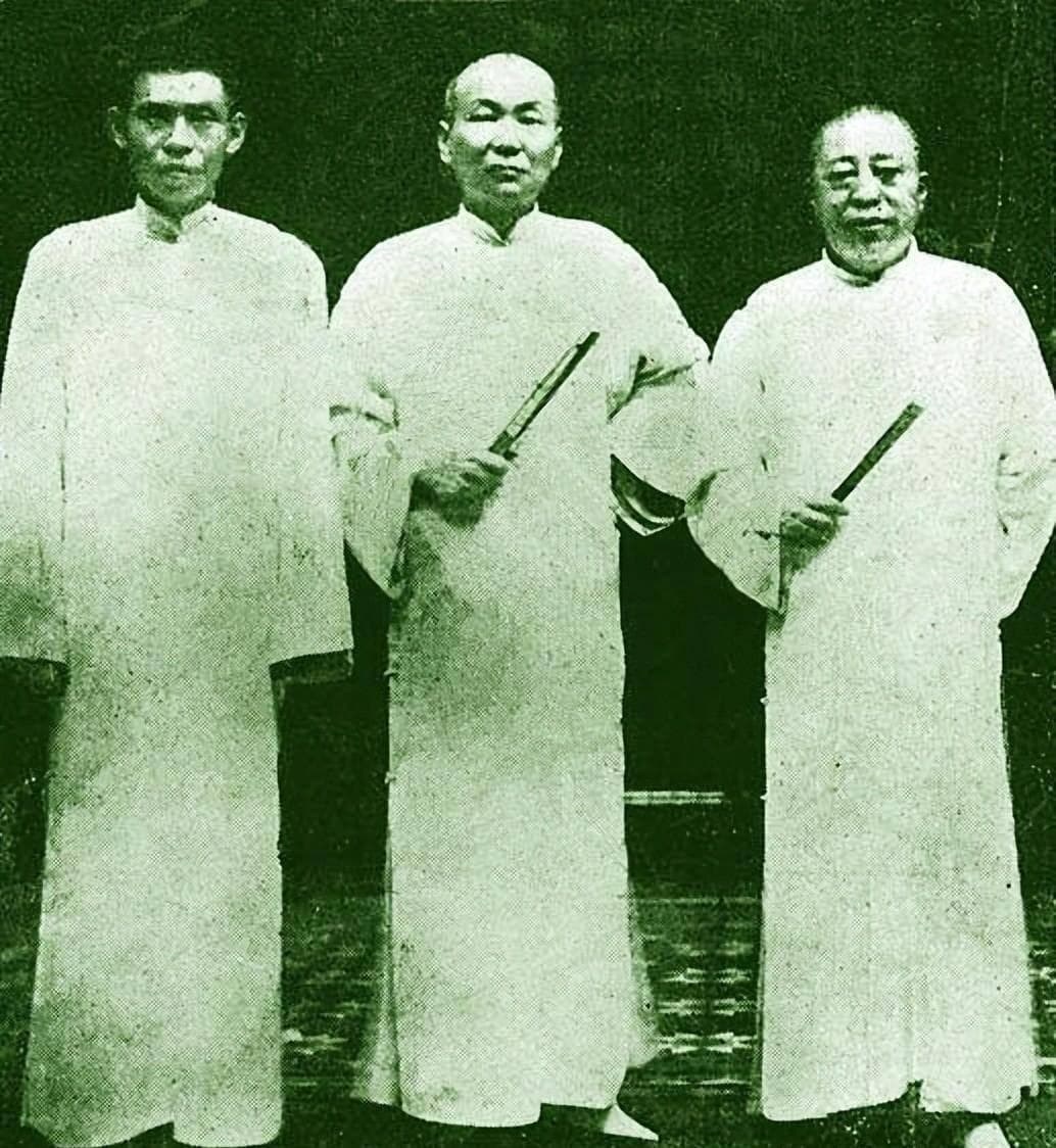 旧时上海滩三大亨成立三鑫公司：为鸦片商提供保护，收取巨额保护费