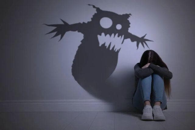 噩梦：人头落地，预示何意？