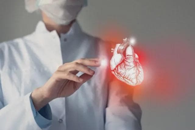 吃他汀血脂不达标，医生让打PCSK9针，他汀还用吃吗？来看实情