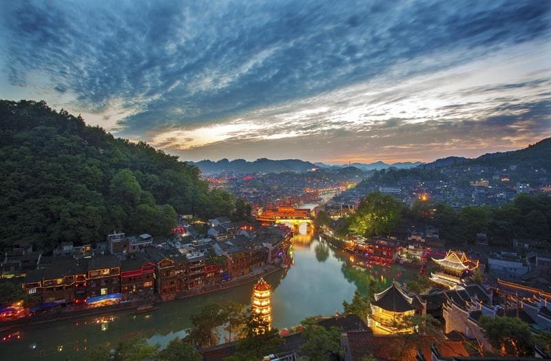 开放湖南 县域风采 | 凤凰：历史与现代碰撞激发文旅新活力
