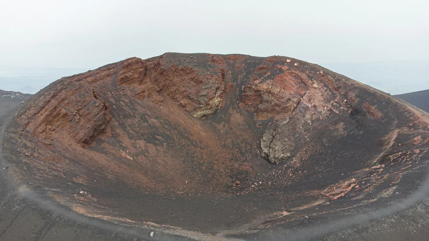 火山爆发背后的科学原理解析：揭秘地球深处的秘密