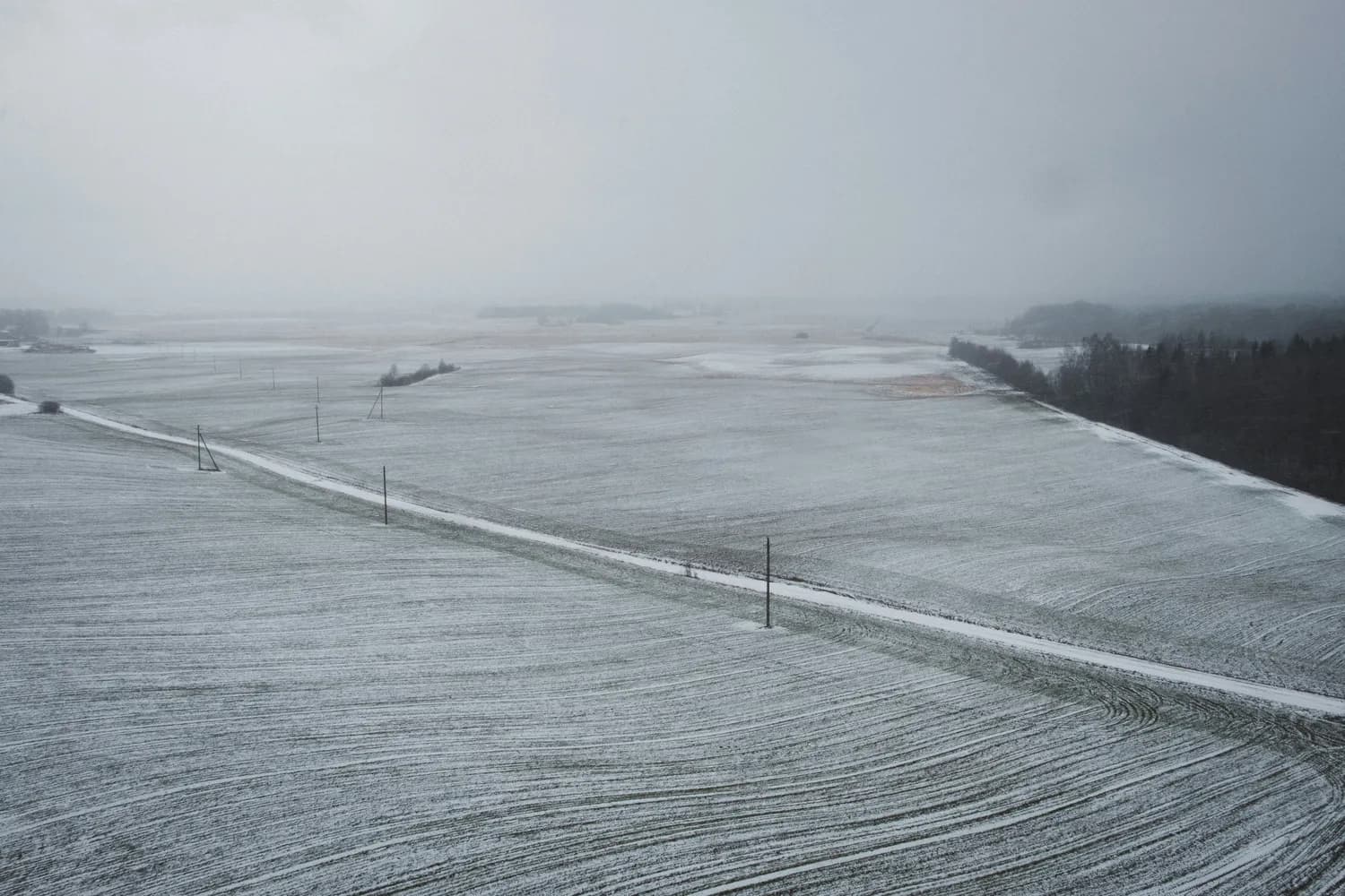 肇东市四方山农场：降雪雾霾来袭，这些事项需注意