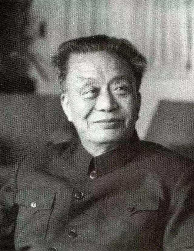 现代诗歌语言技巧与意境表达