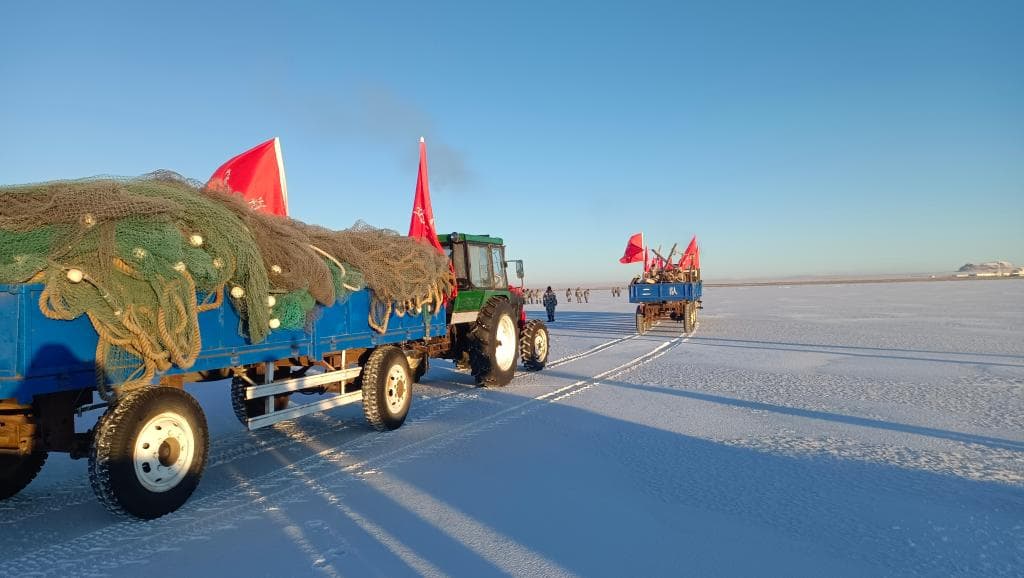 内蒙古达里湖：冰天雪地间感受百年冬捕魅力